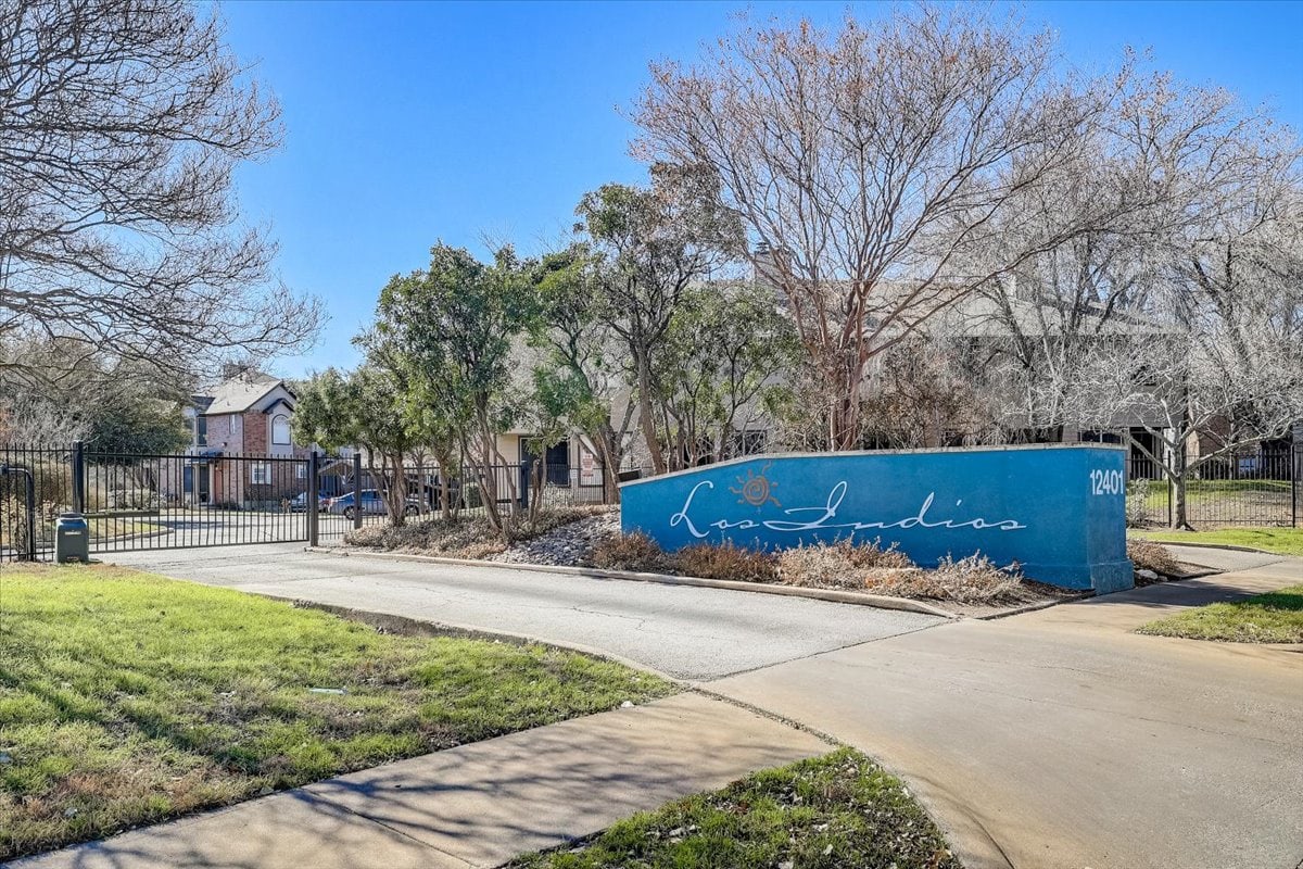 12401 Los Indios 3 NW Austin Laurie Flood Realtor Austin TX