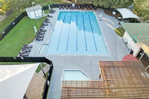 021_Nearby Pool 2
